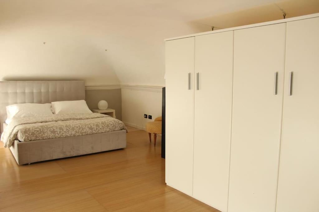Apartament Carlo Alberto 27-c *